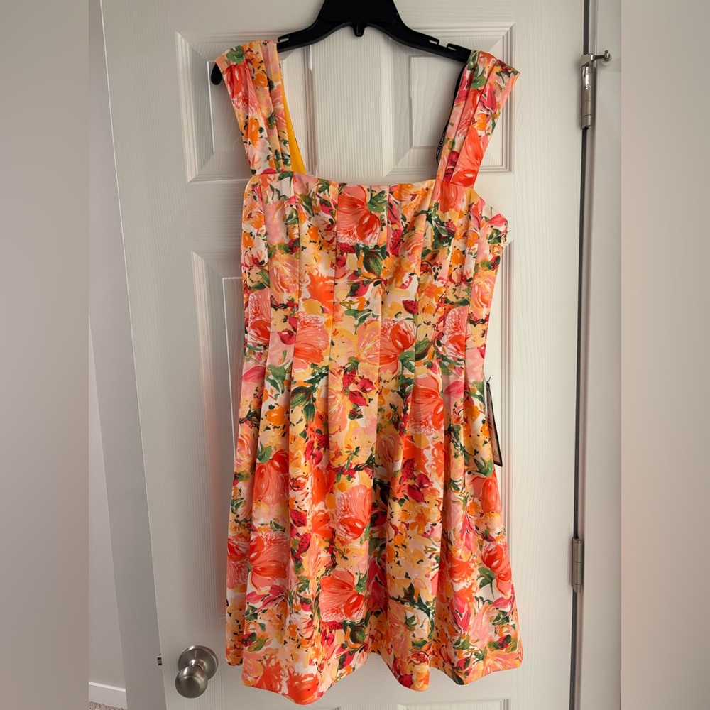 Vince Camuto Summer Floral Dresss